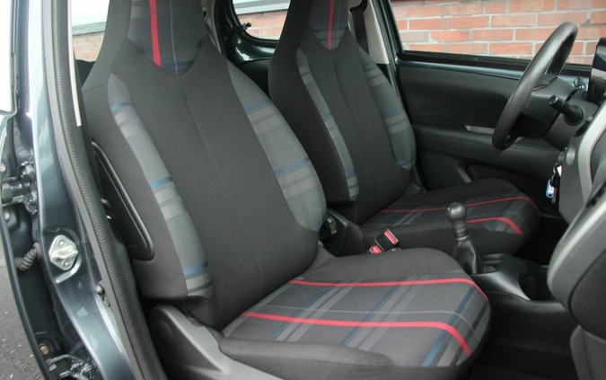 Peugeot 108 cena 26990 przebieg: 135000, rok produkcji 2016 z Mikołów małe 781